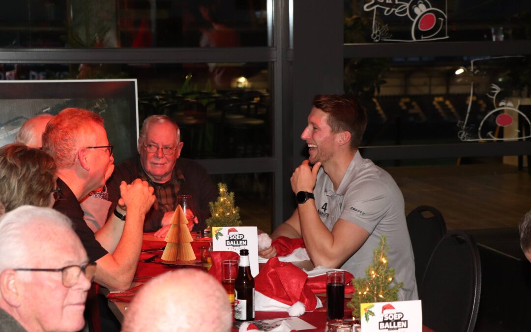 Soep met Ballen kerstdiner weer een groot succes!