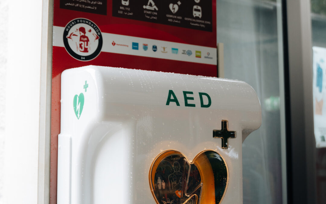 Nouri Foundation en VVV-Venlo onthullen nieuwe Nouri-AED in Venlo